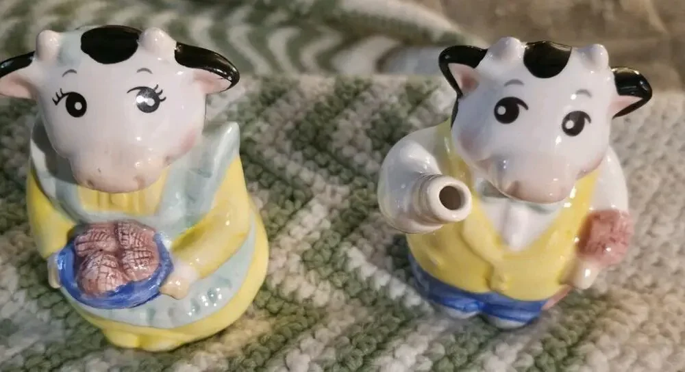 Cow Creamer & Sugar Set Mr and Mrs Applause Ceramic 39048 Collectible Home Decor